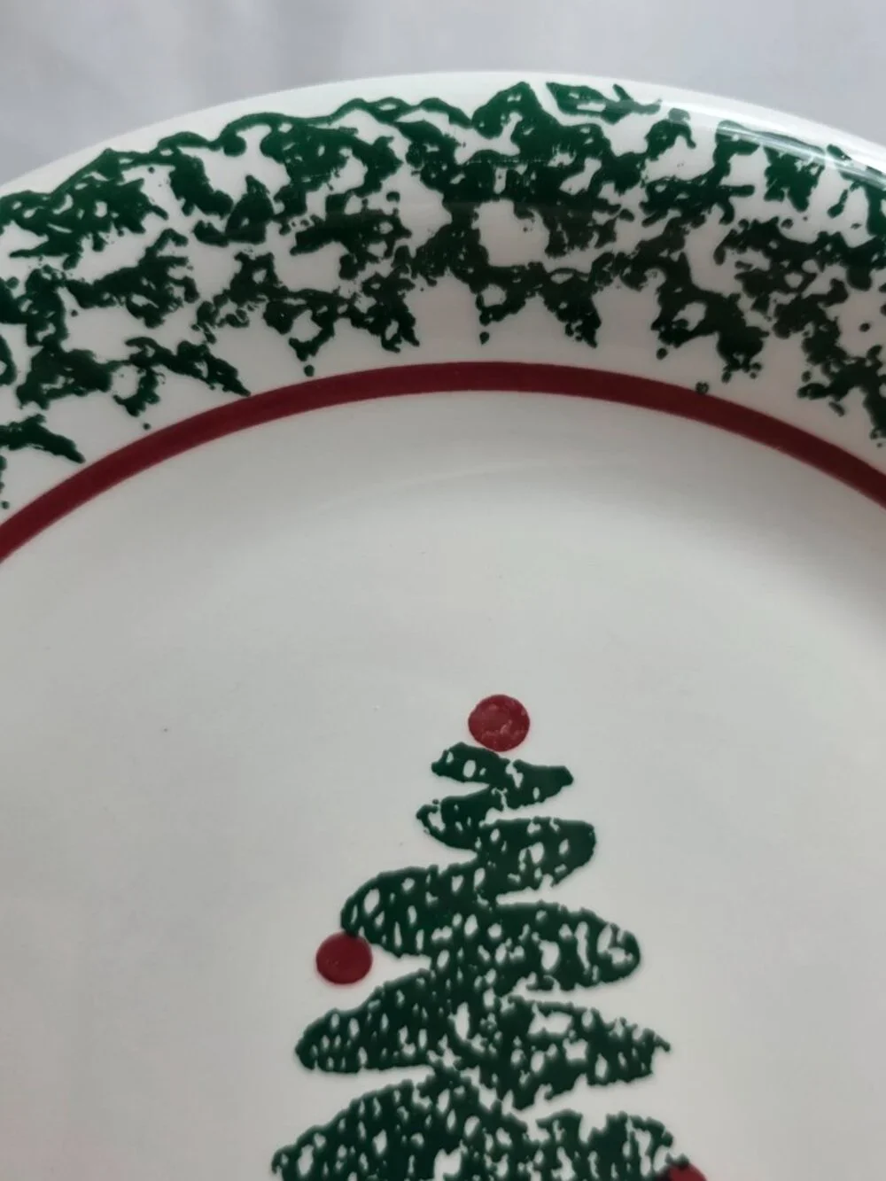 ONE Furio Christmas Tree Dinner Plate Green Sponge Tree & Edge Made in Italy